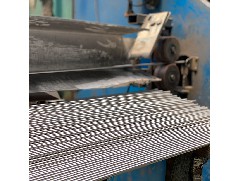 �����ëϸ���ڿյ����ϵ�Ӧ��