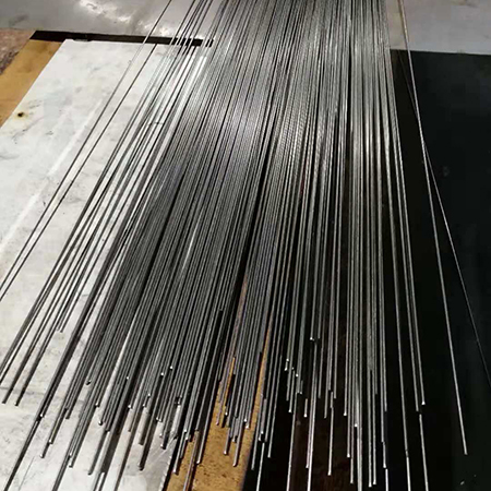 ����־�ϸ�ܳ���